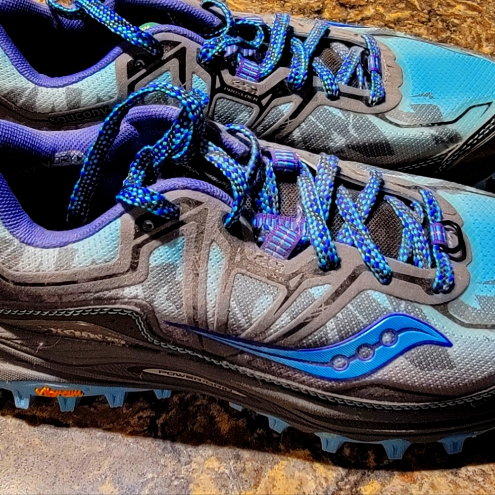 Saucony ladies 9.5 NWOT